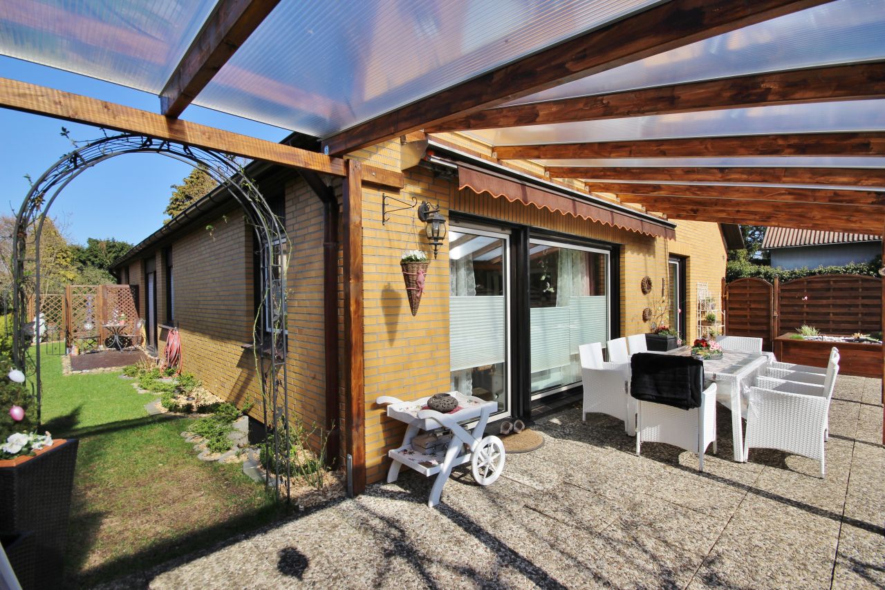 Traumhaftes Einfamilienhaus mit Seeblick – Ihr neues Zuhause!