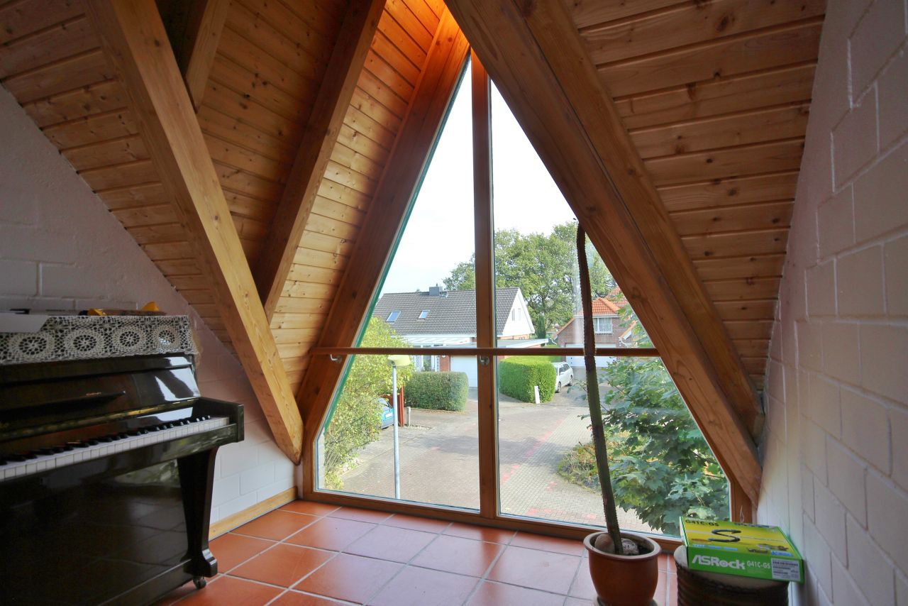 Ihr Traumhaus in Essen – Modernes Wohnen mit Fernblick