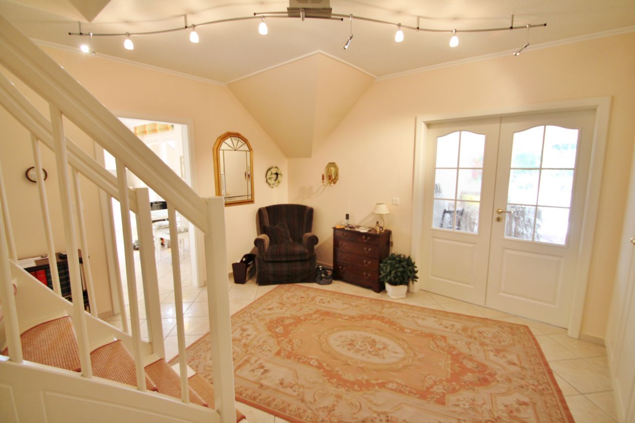 Luxuriöse Eigentumswohnung im Herzen einer eleganten Villa